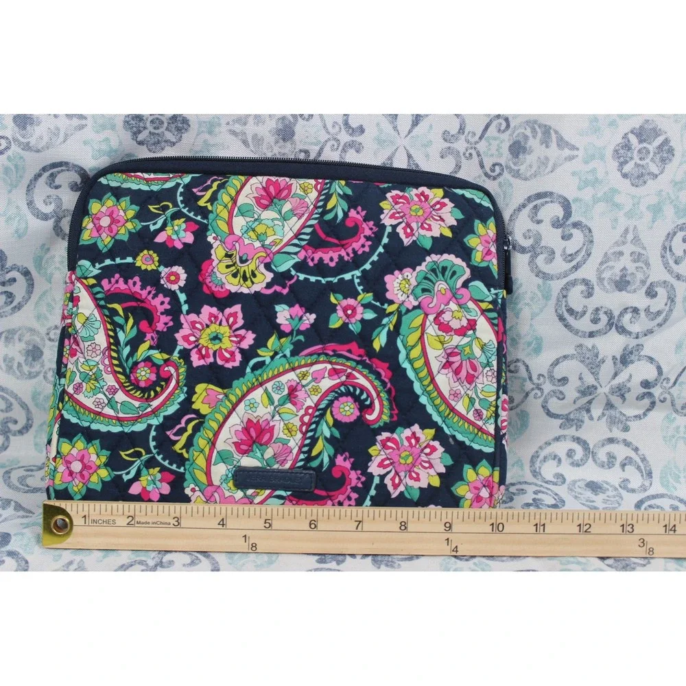 Vera Bradley Quilted Paisley Floral Tablet Laptop‎ Sleeve Navy Blue Case 10.5in